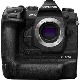 Olympus OM-D E-M1X Aynasız Fotoğraf Makinesi kullananlar yorumlar